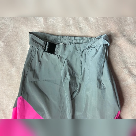 Pants - Picture 2 of 16